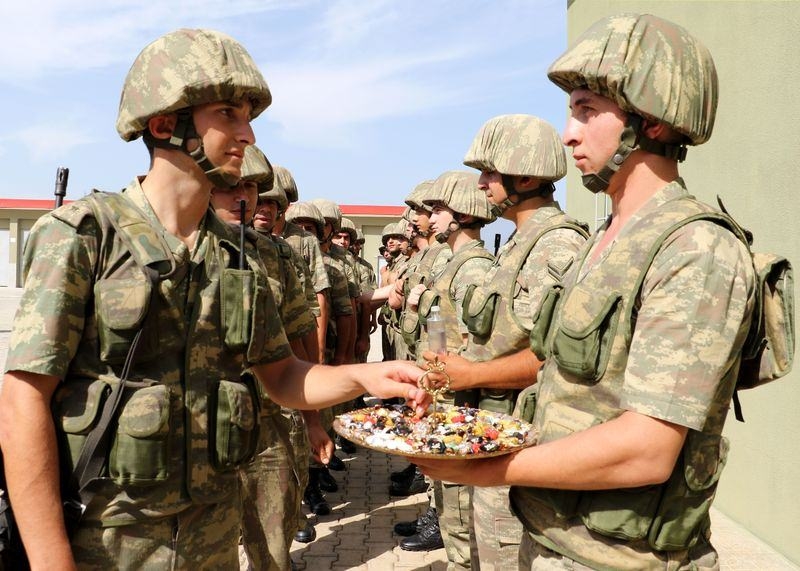 Mehmetçik bayramda nöbette 19