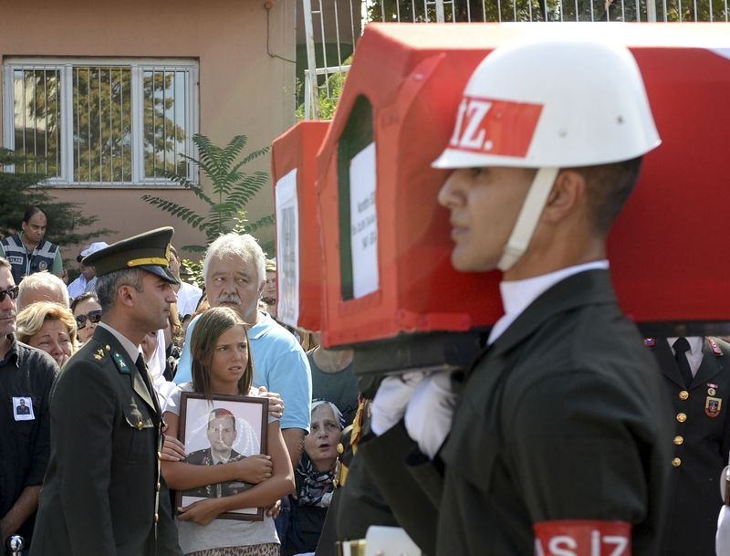 Sehit binbaşı son yolculuguna ugurlandi 22