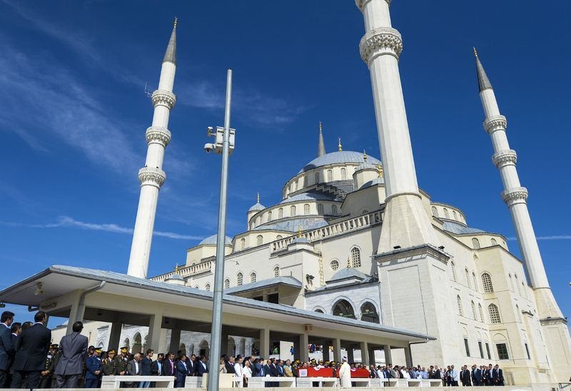 Sehit binbaşı son yolculuguna ugurlandi 23