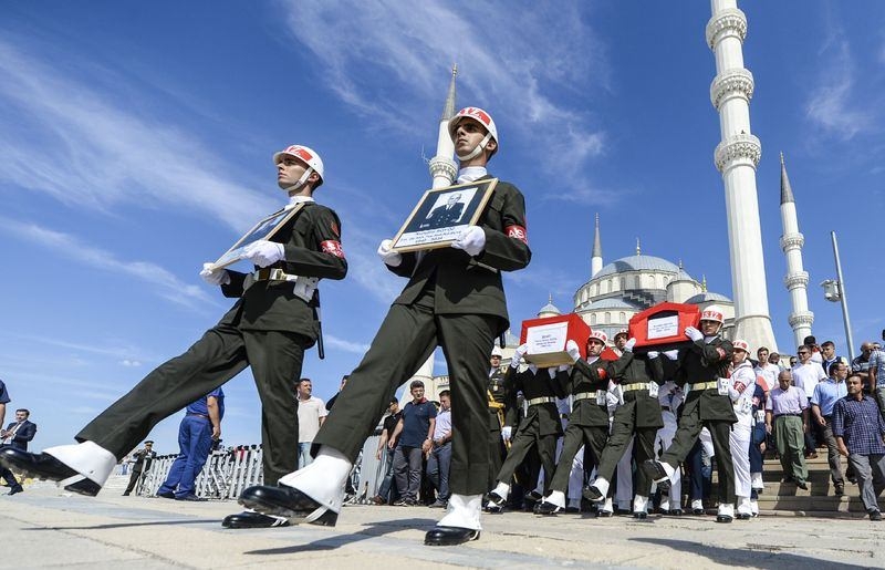 Sehit binbaşı son yolculuguna ugurlandi 30