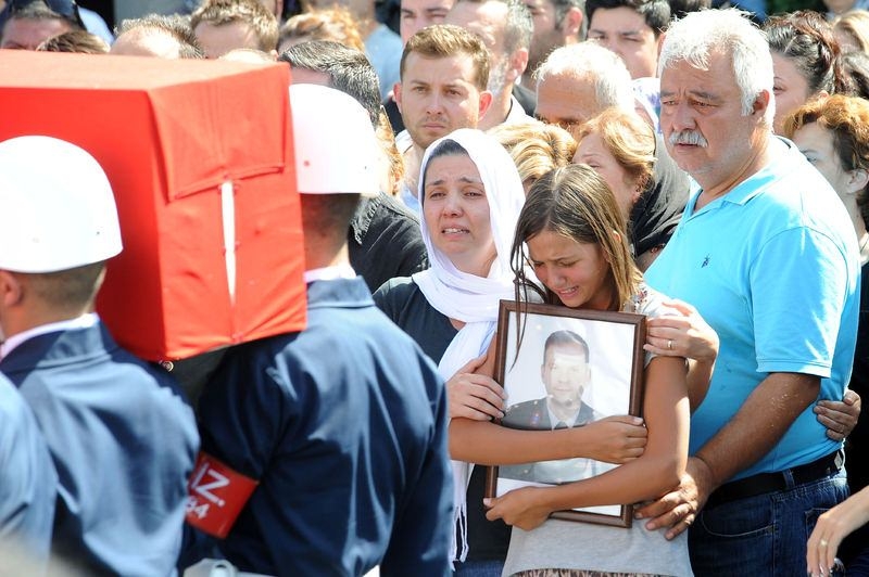 Sehit binbaşı son yolculuguna ugurlandi 4