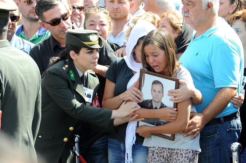 Sehit binbaşı son yolculuguna ugurlandi 5