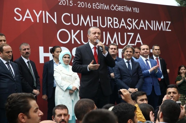 Erdoğan, mezun olduğu okulda 1