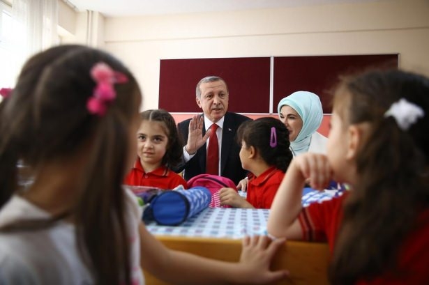 Erdoğan, mezun olduğu okulda 8