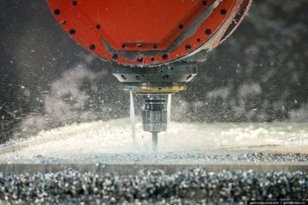 Savaş uçakları nasıl üretiliyor? 11