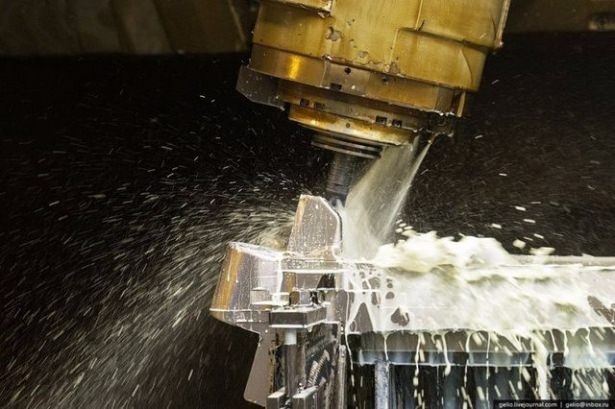 Savaş uçakları nasıl üretiliyor? 2