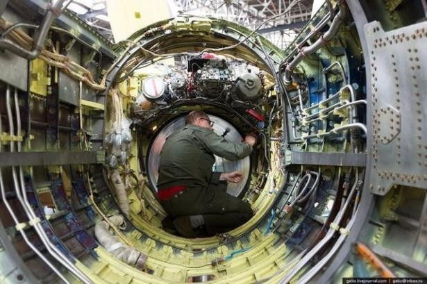 Savaş uçakları nasıl üretiliyor? 23