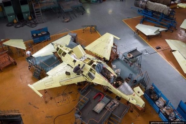 Savaş uçakları nasıl üretiliyor? 31