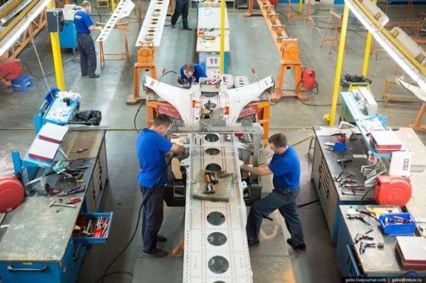 Savaş uçakları nasıl üretiliyor? 32