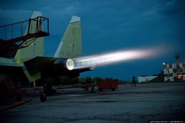 Savaş uçakları nasıl üretiliyor? 39