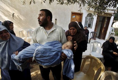 İsrail anne ve çocuğunu katletti 10