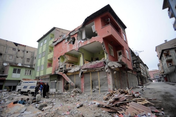 Van depremi 4’üncü yılında 36