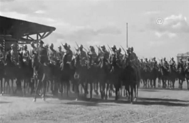 Cumhuriyetin 10. yılı kutlamaları ilk kez yayınlandı 29