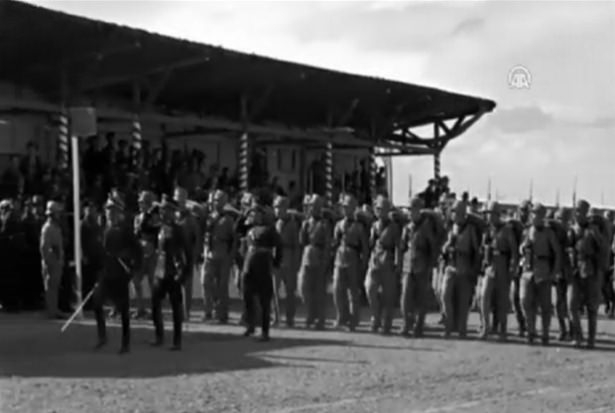 Cumhuriyetin 10. yılı kutlamaları ilk kez yayınlandı 30