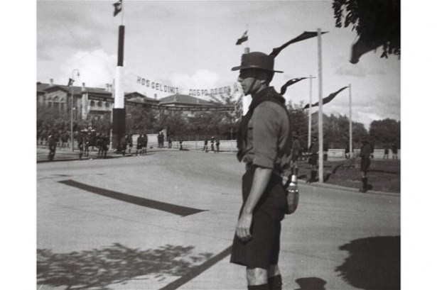 Cumhuriyetin 10. yılı kutlamaları ilk kez yayınlandı 4