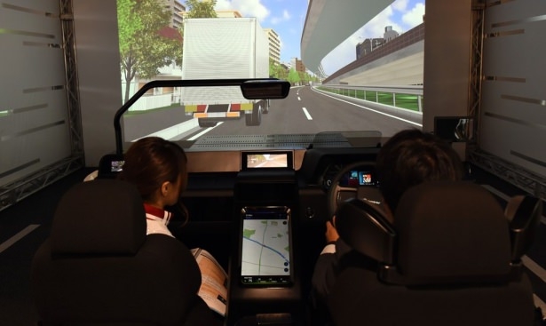 Devlerden gövde gösterisi 100