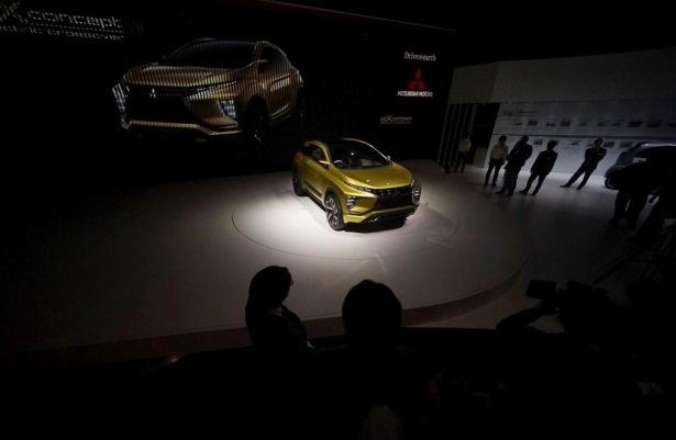 Devlerden gövde gösterisi 128