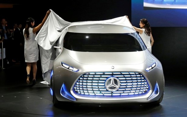 Devlerden gövde gösterisi 136