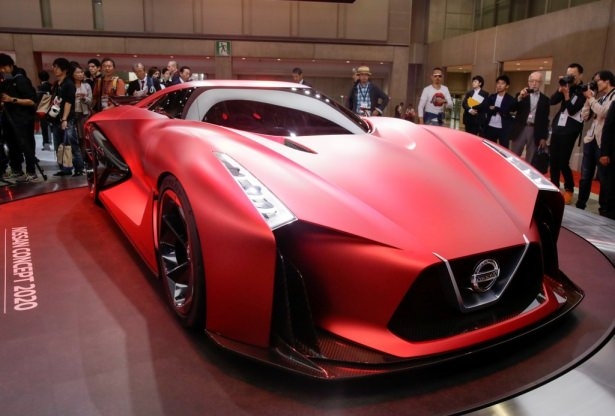 Devlerden gövde gösterisi 147