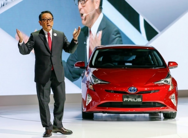 Devlerden gövde gösterisi 173