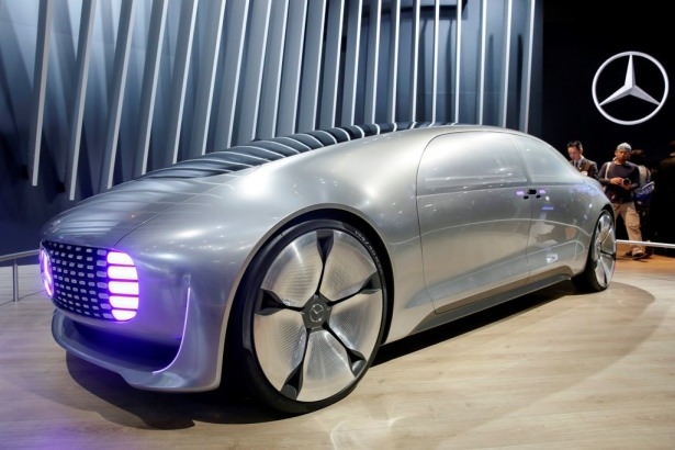 Devlerden gövde gösterisi 176