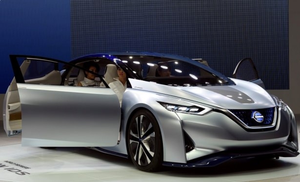 Devlerden gövde gösterisi 203