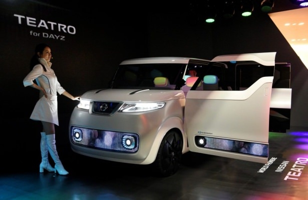 Devlerden gövde gösterisi 205