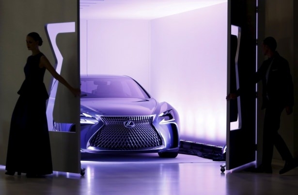 Devlerden gövde gösterisi 27