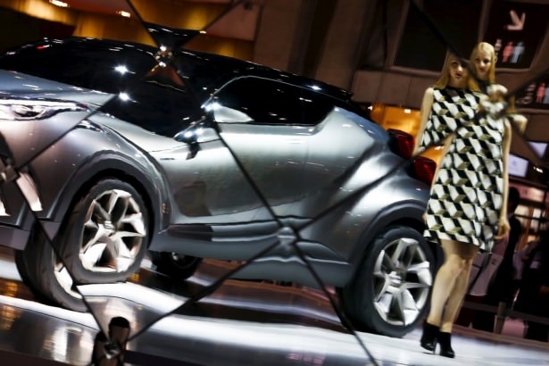 Devlerden gövde gösterisi 36