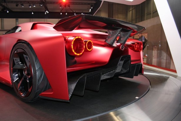 Devlerden gövde gösterisi 4