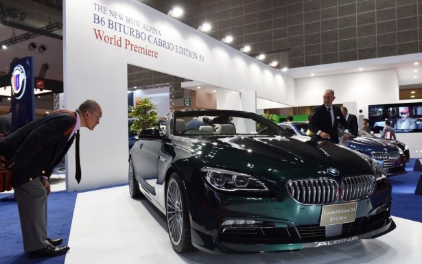 Devlerden gövde gösterisi 57