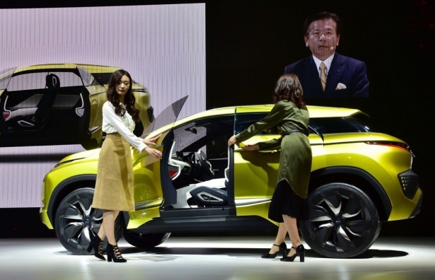 Devlerden gövde gösterisi 63