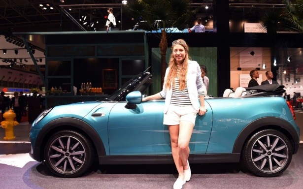 Devlerden gövde gösterisi 84