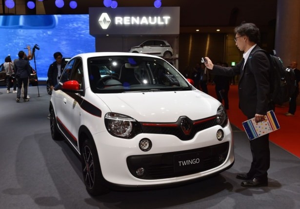 Devlerden gövde gösterisi 88