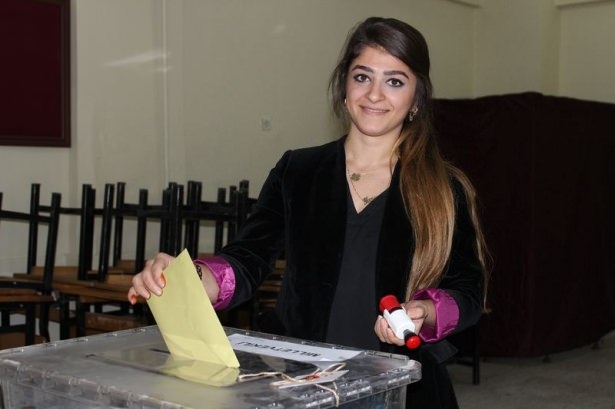 Türkiye sandık başında! İşte ilk kareler 59