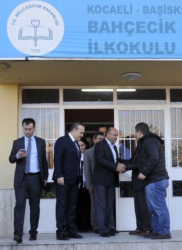 Siyasiler sandık başında 9