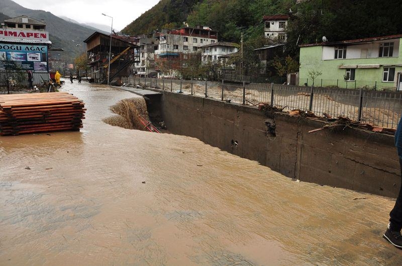 Artvin'de sel ve heyelan faciası 23