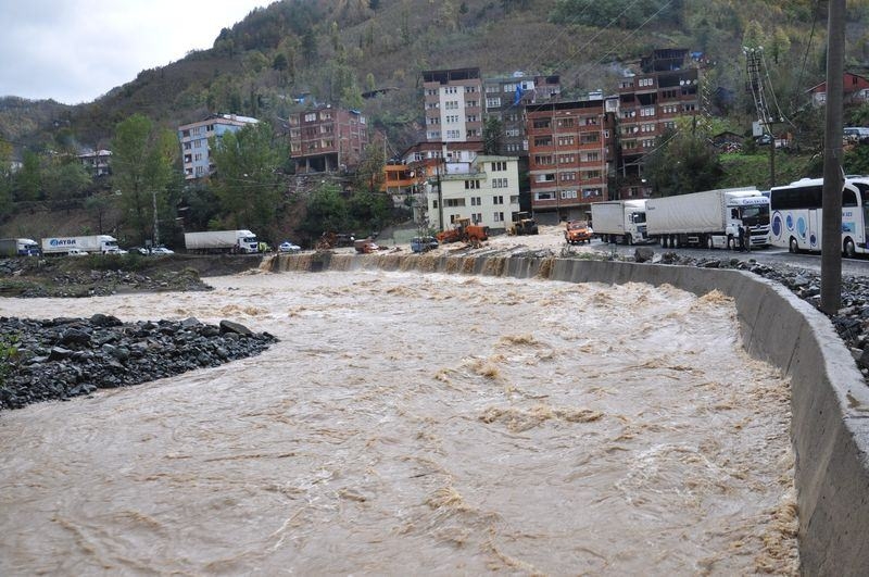 Artvin'de sel ve heyelan faciası 24