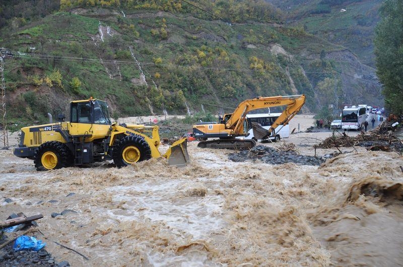Artvin'de sel ve heyelan faciası 32