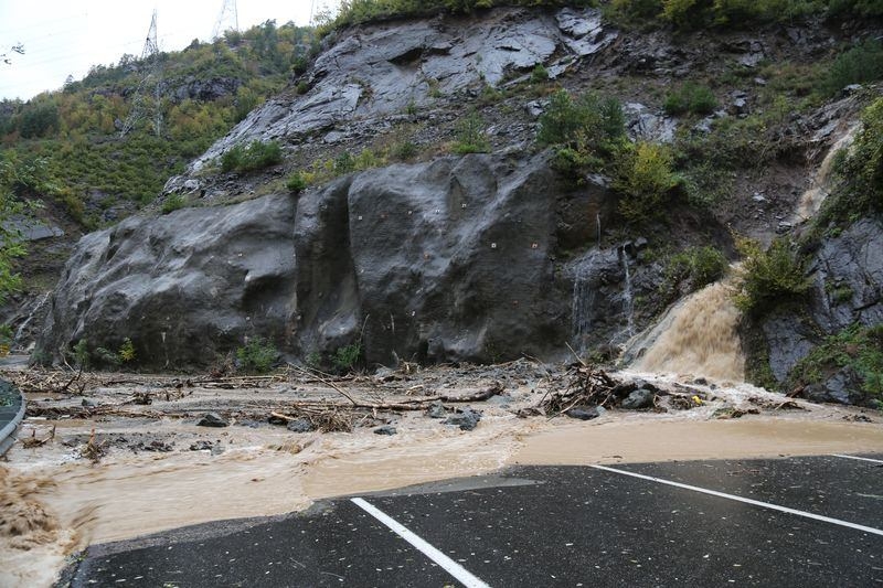 Artvin'de sel ve heyelan faciası 37