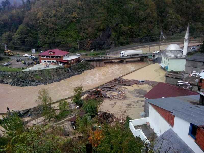 Artvin'de sel ve heyelan faciası 57