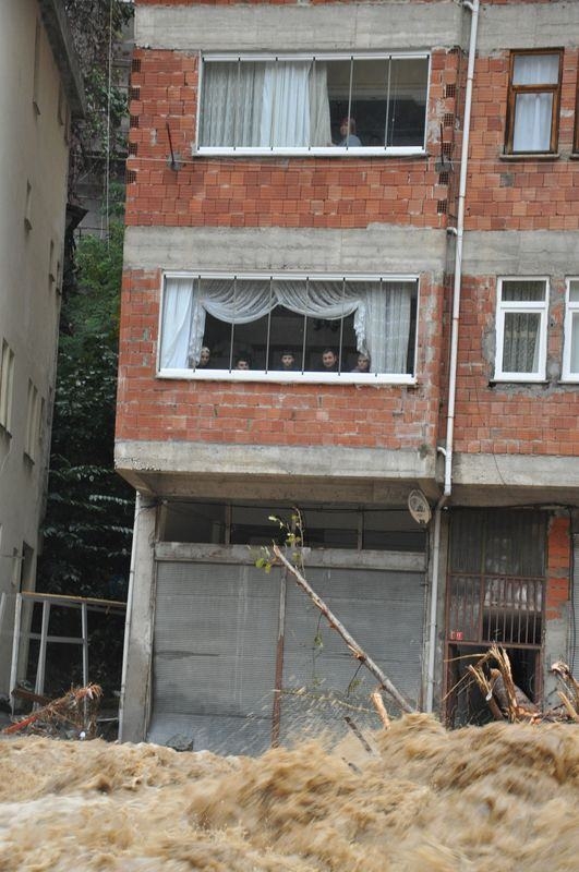 Artvin'de sel ve heyelan faciası 62