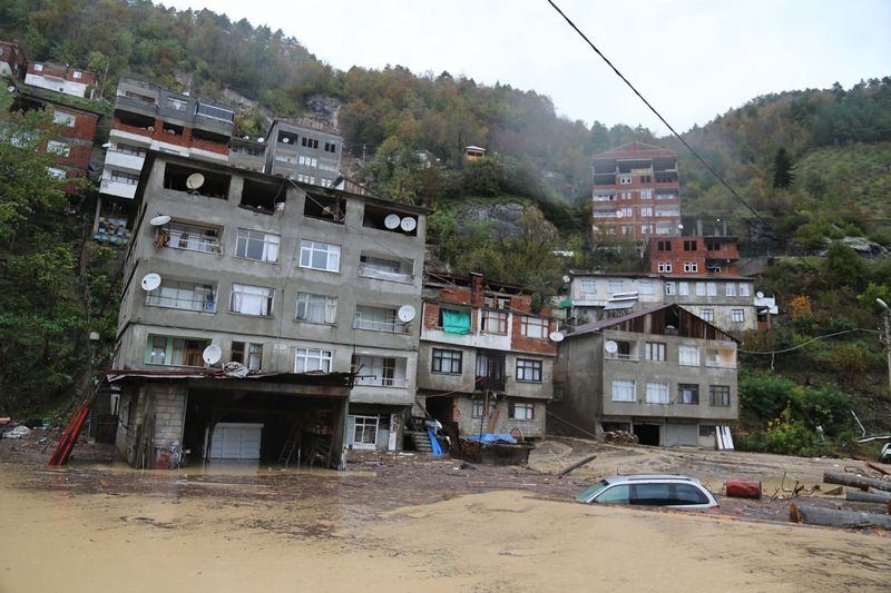Artvin'de sel ve heyelan faciası 70