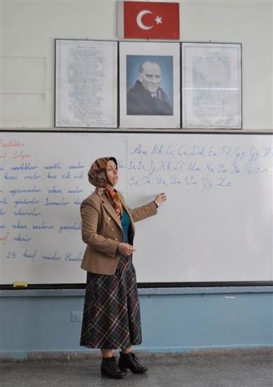 Derecelerine göre öğretmenlerin 2014 zamlı maaşları 2