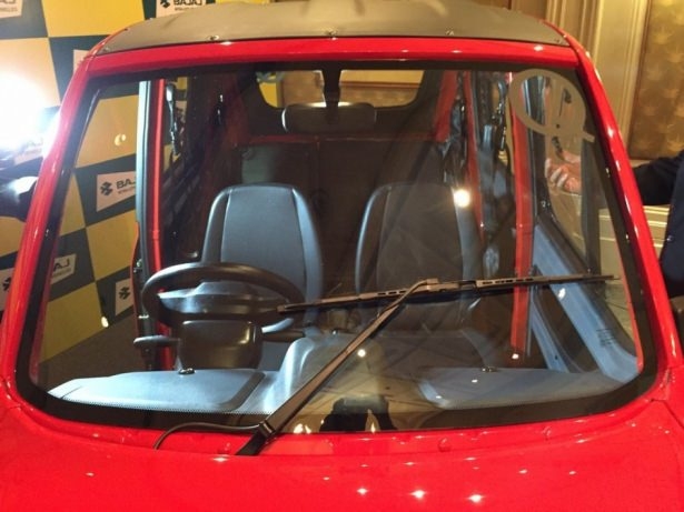 15 TL'lik otomobilden ilk kareler 42