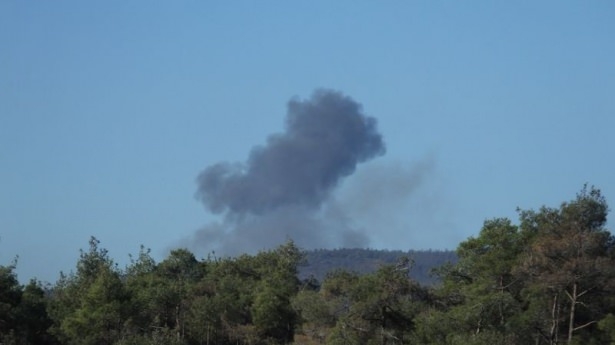 Suriye sınırında uçak düştü 11