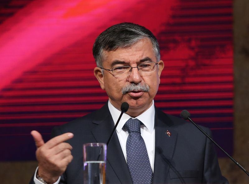 İşte AK Parti hükümetinin yeni kabinesi 24