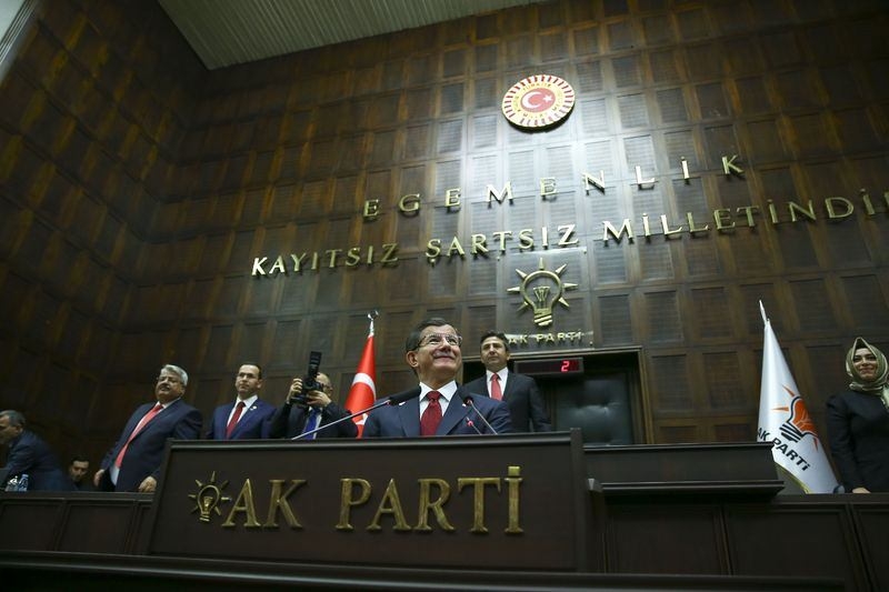 AK Parti'de yeni bakanlara büyük ilgi 42
