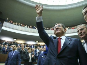 AK Parti'de yeni bakanlara büyük ilgi