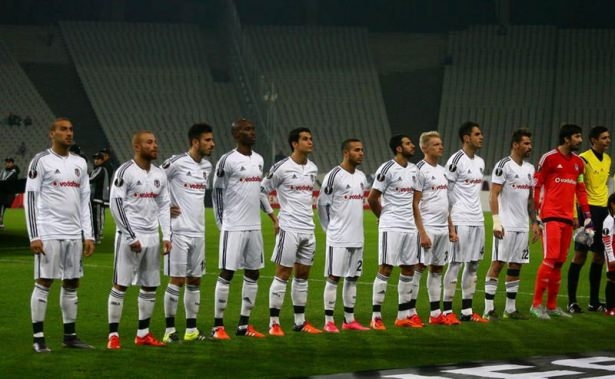 Cenk Kartal'ı uçurdu 9